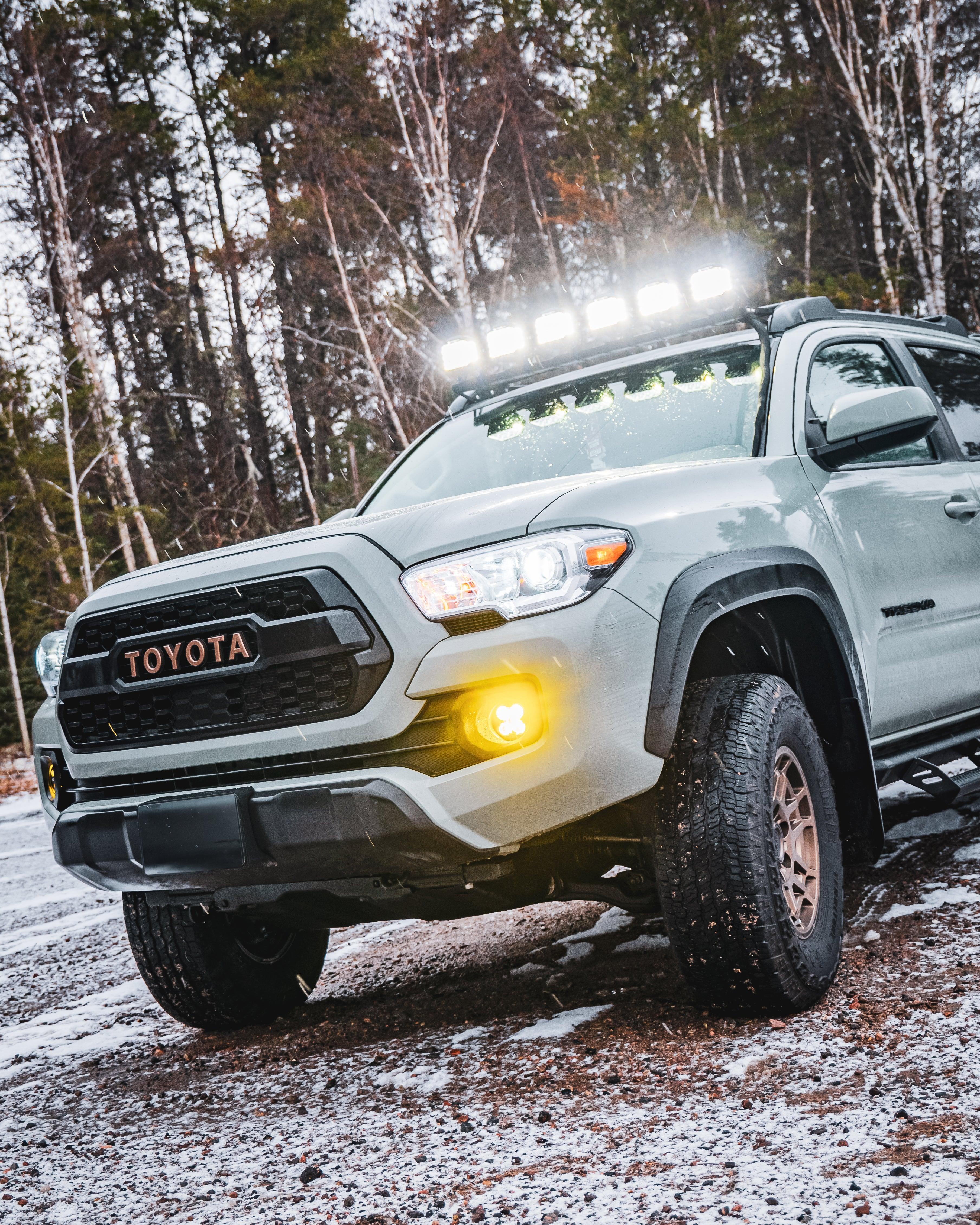 V-MAX Series | 4 Inch 92W 8960LM Spot Beam Side Shooter LED Round Pod Lights with Amber DRL - Image 4