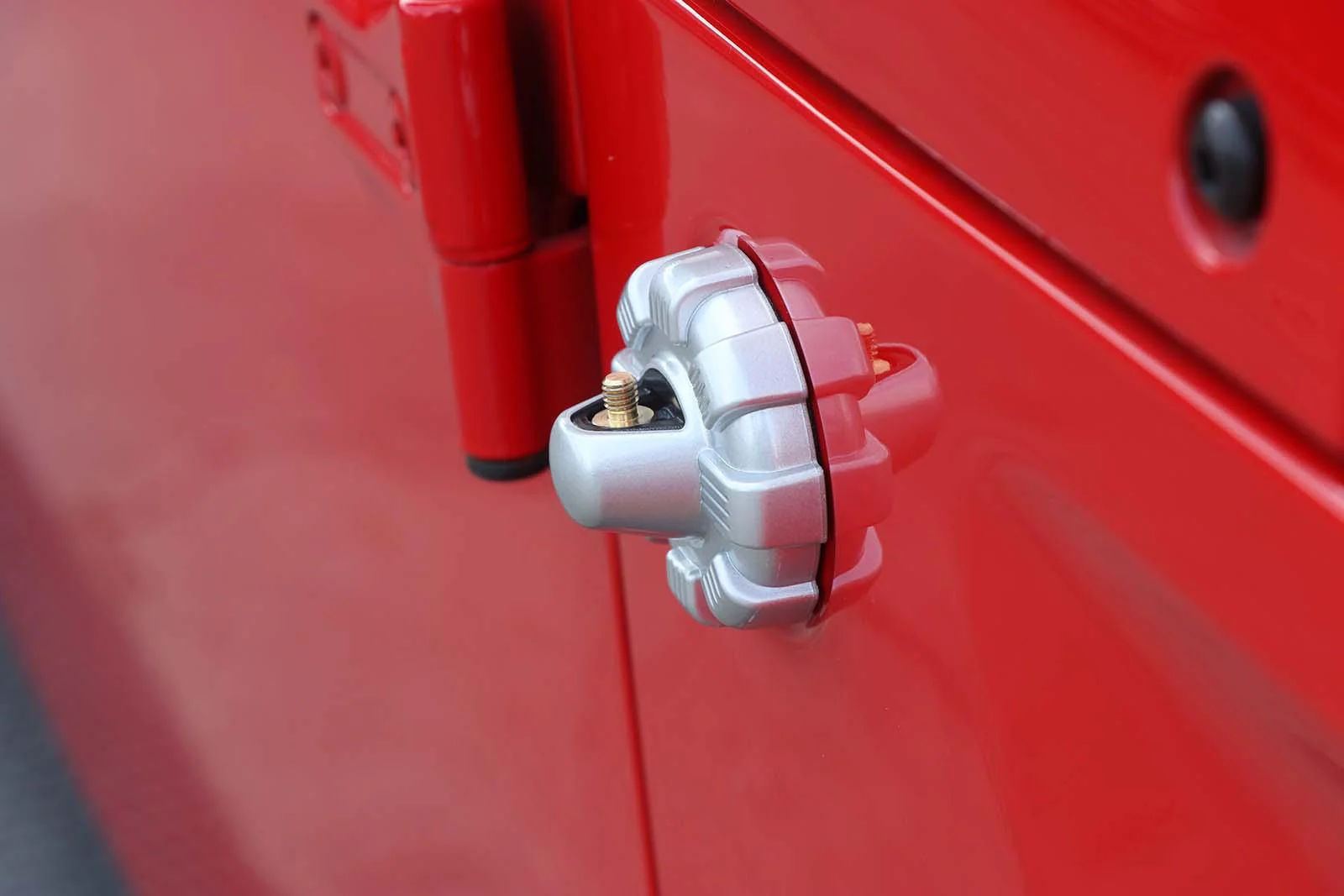 Radio Antenna Base Cover Trim Antenna Mount Decoration Bezel for Jeep Wrangler JL 2018-2022 (Black/ Red/ Silver) - Image 10