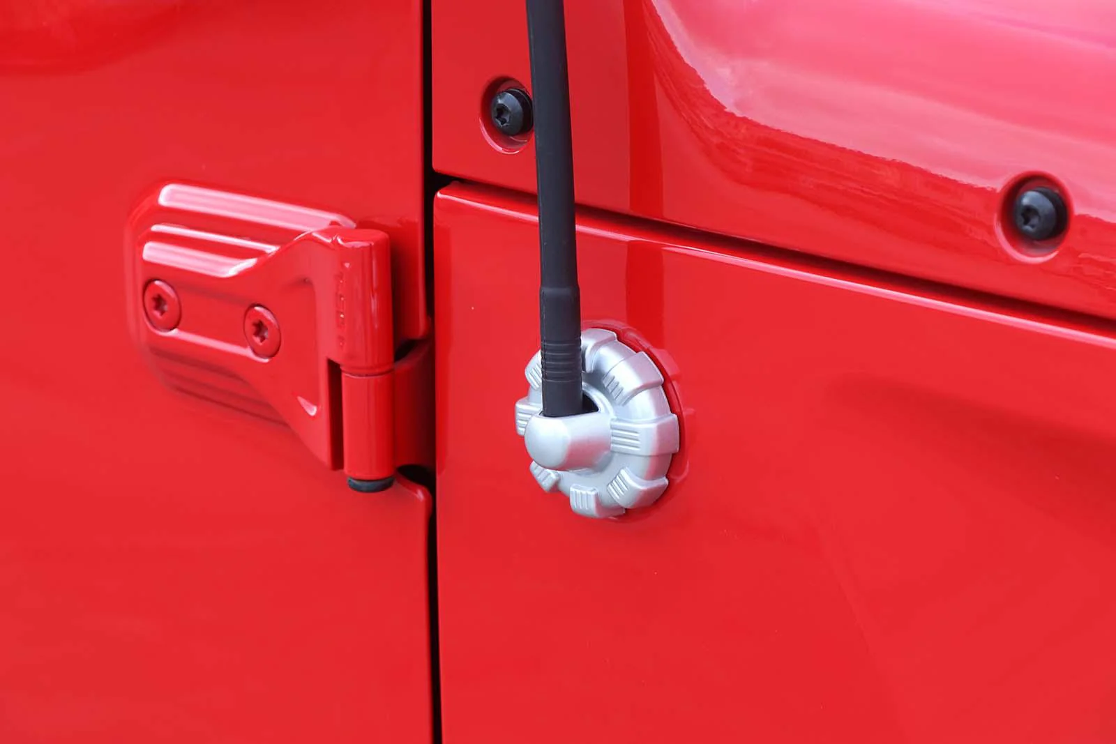 Radio Antenna Base Cover Trim Antenna Mount Decoration Bezel for Jeep Wrangler JL 2018-2022 (Black/ Red/ Silver) - Image 9