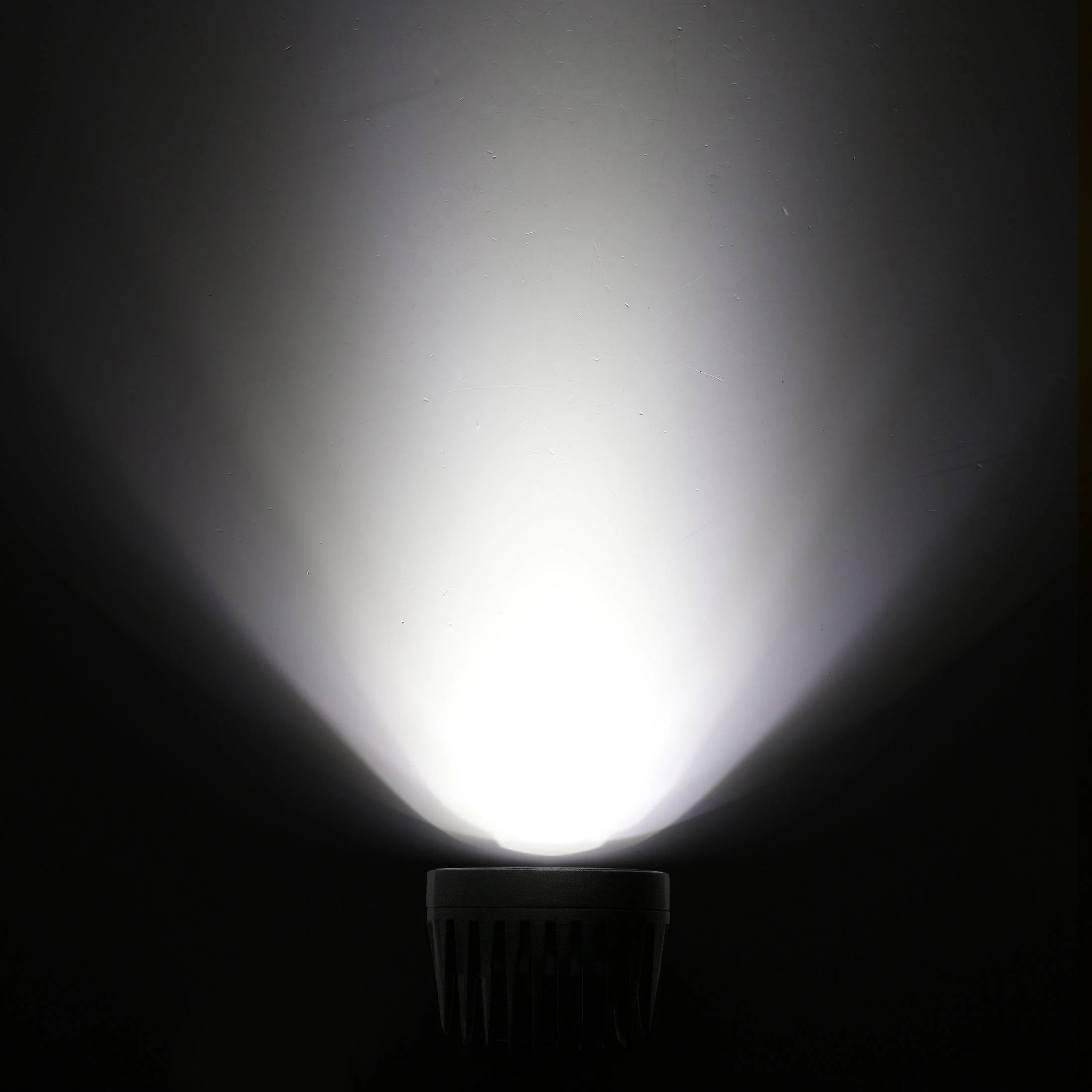 P4 Series | 4 Inch 90W 9000LM Round LED Driving Lights Flood White Pod Lights - Image 9